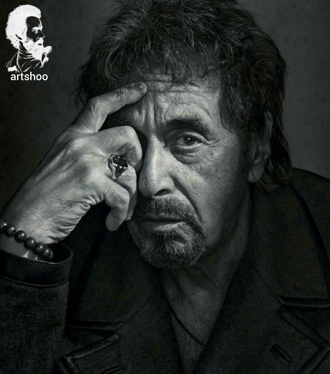 مدل پرتره سیاه قلم